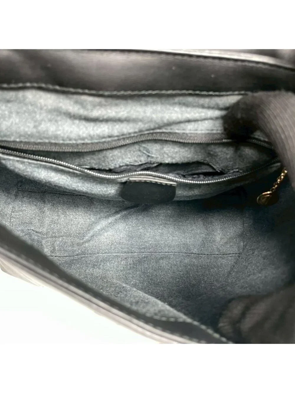 Gucci Shoulder Bag Black Leather Gold
